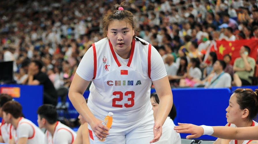 中国女篮vs天津山西男篮的相关图片
